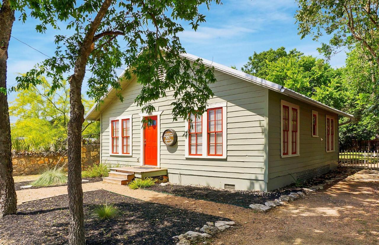 Bungalows On The Square- Unit 1 Wimberley Exterior foto